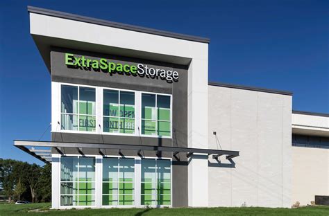 Extra Space Storage 